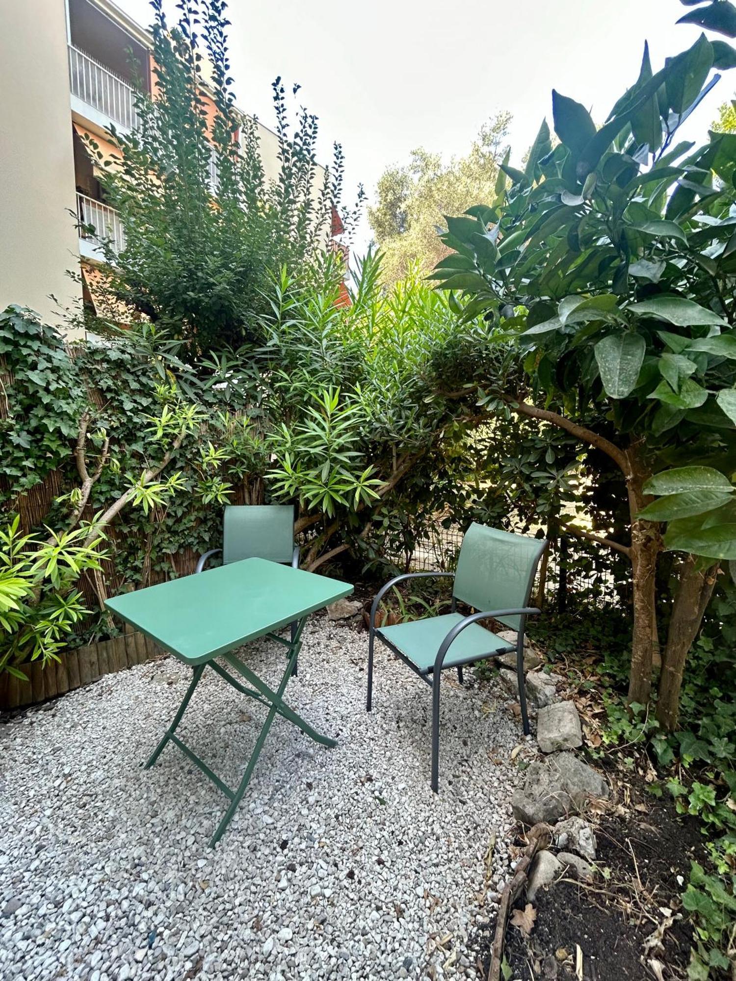 Charmant Studio Avec Jardin アンティーブ エクステリア 写真